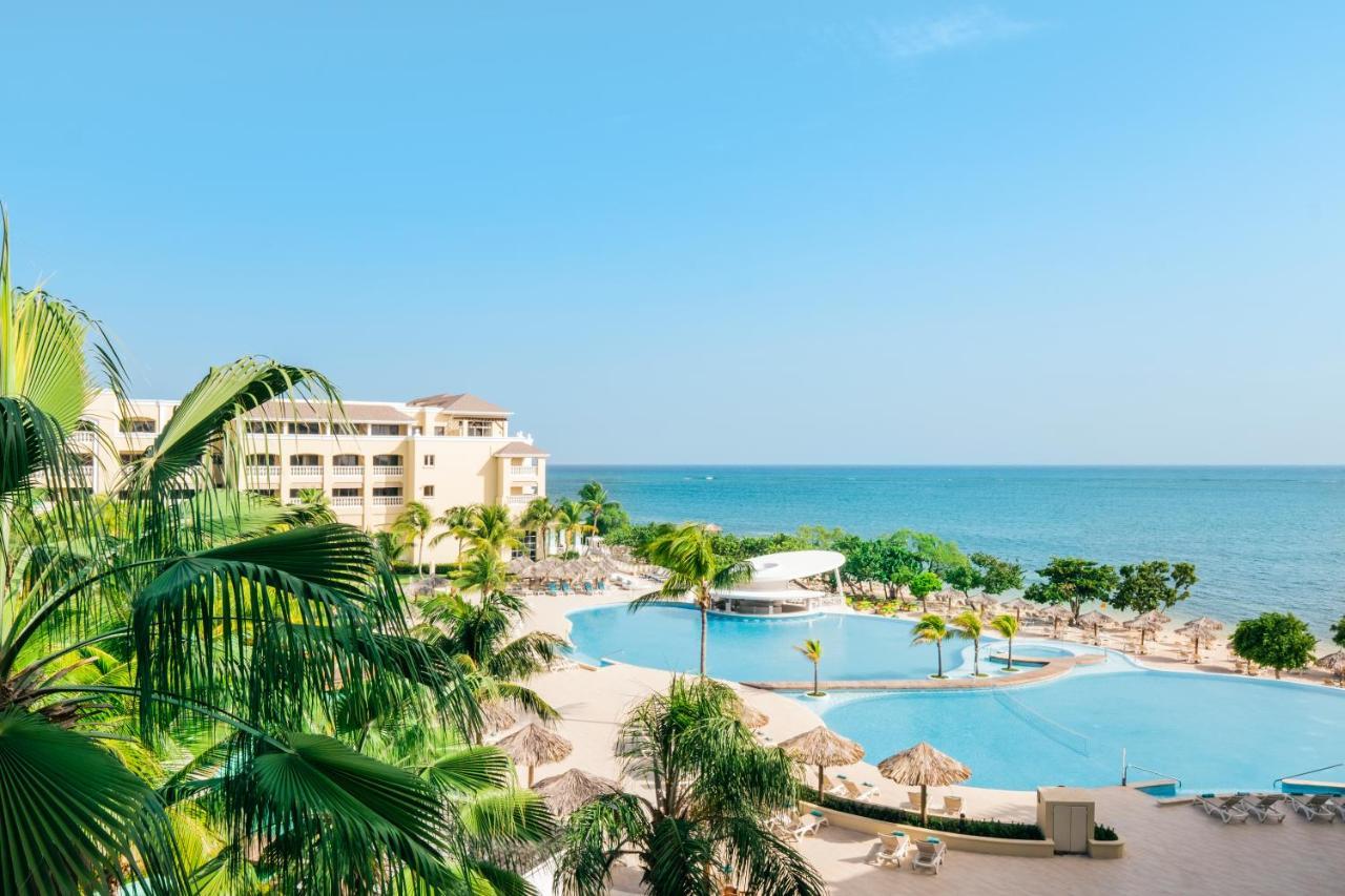 מונטגו ביי Iberostar Waves Rose Hall Beach מראה חיצוני תמונה