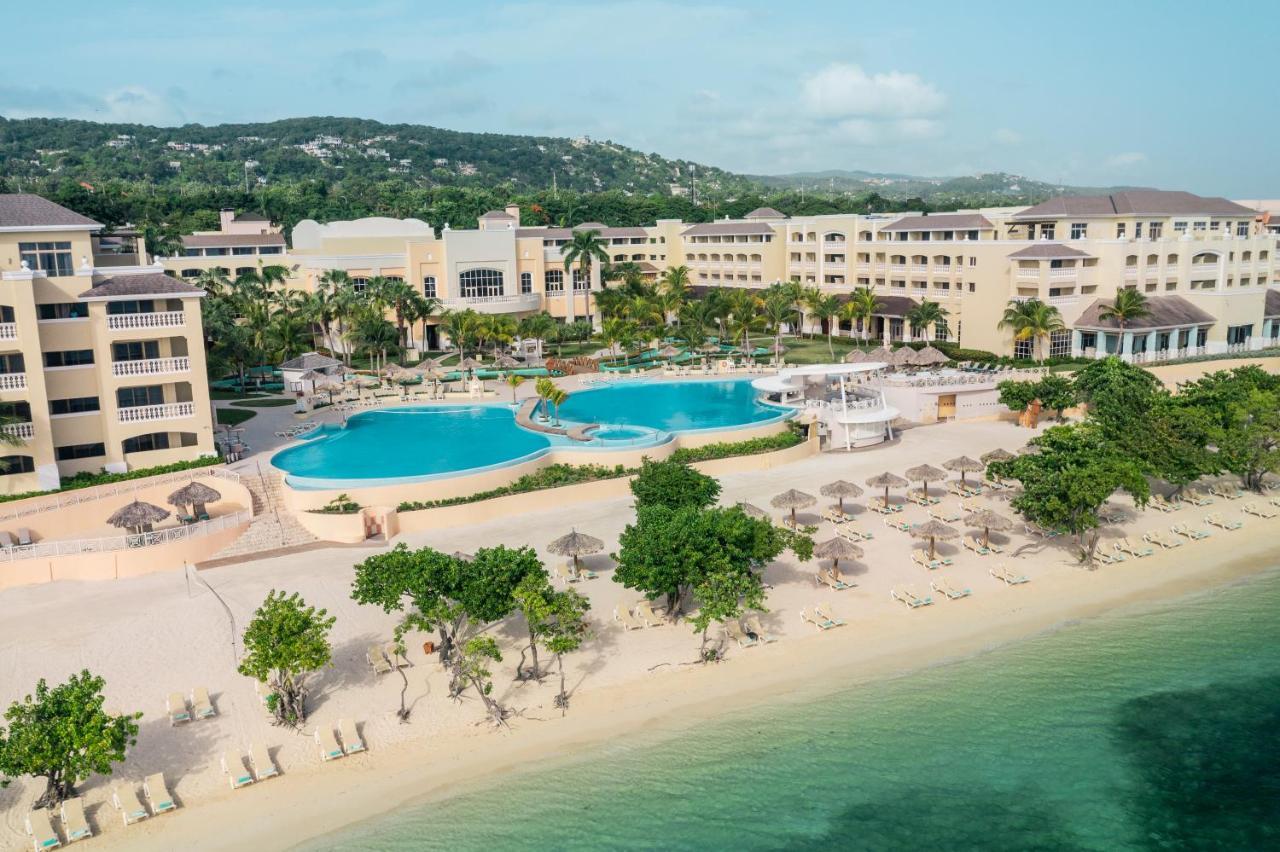 מונטגו ביי Iberostar Waves Rose Hall Beach מראה חיצוני תמונה